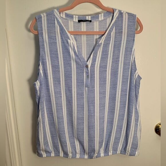 West Kei EUC blue/white striped v-neck tank top with elastic bottom Size XXL - Picture 1 of 5
